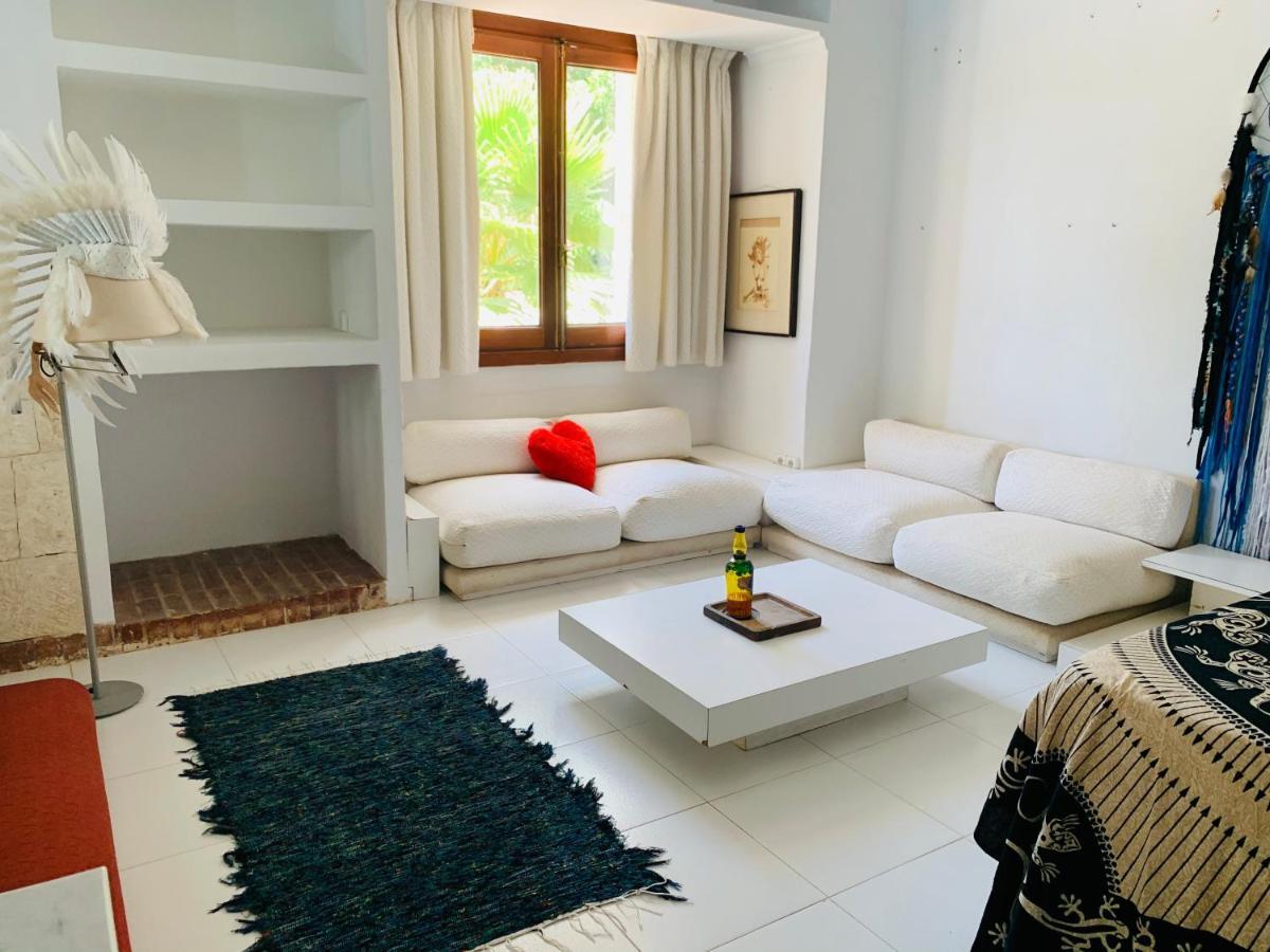 Ibiza Paradise Bed & Breakfast Santa Eularia des Riu Eksteriør bilde